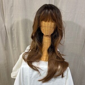 (NWT) Nayasa Long Brown Layered Wig with Bangs